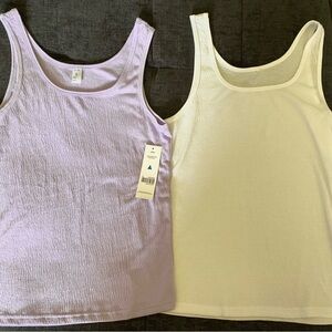 Women’s L Tanks